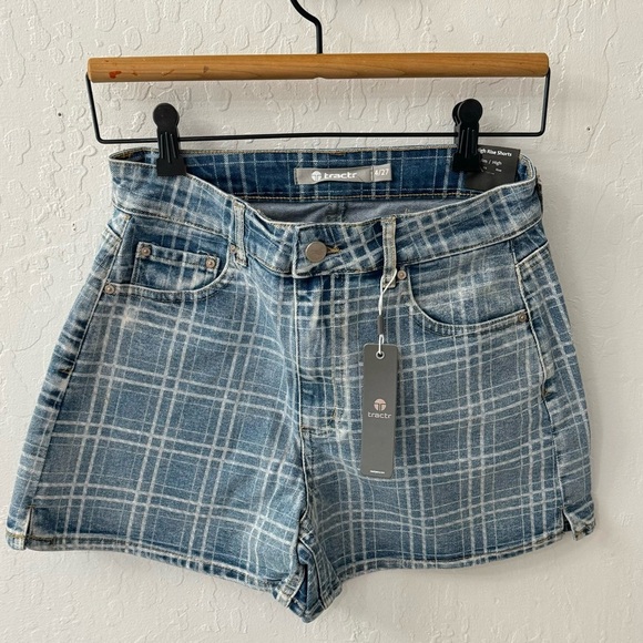 Tractr Checker Gingham Plaid High Rise Slim Blue Denim Shorts 4/27 - Picture 1 of 4